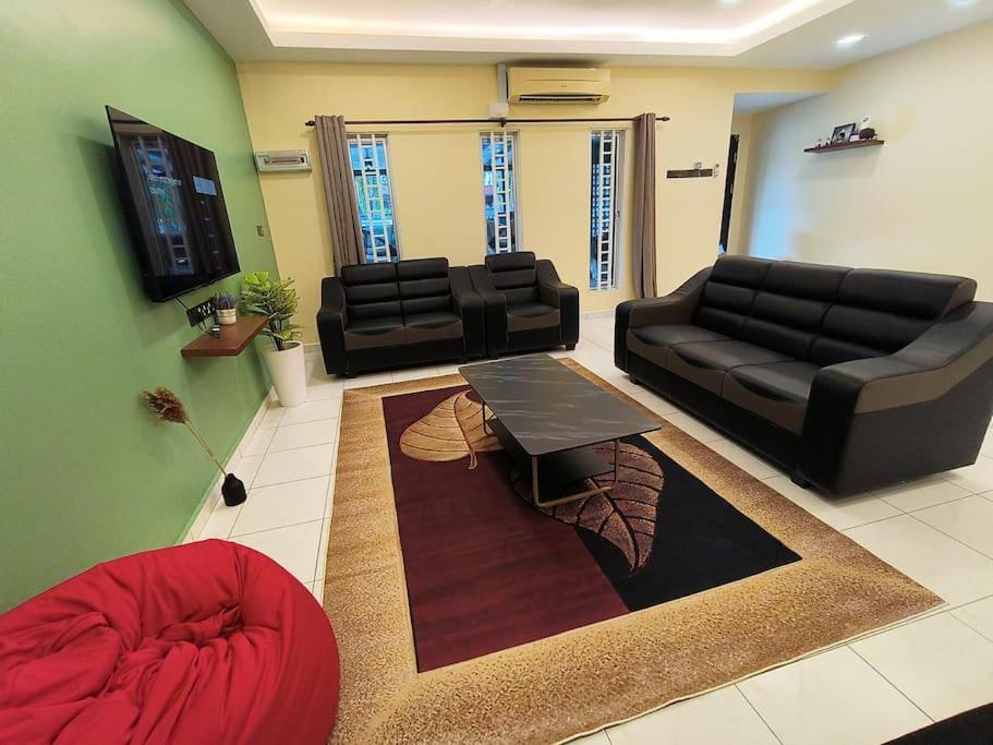 Big House Double Storey Dr8 Ipoh
