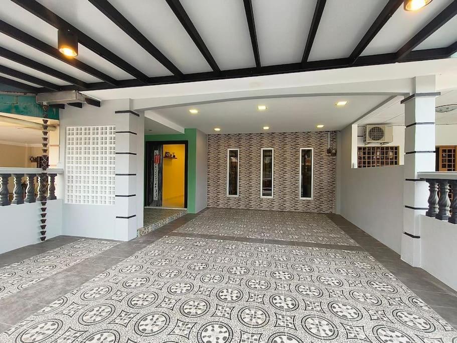 Big House Double Storey Dr8 Rumah percutian *